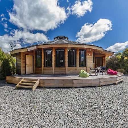 The Snowglobe - Ohakune Modern Yurt Style Chalet Екстериор снимка