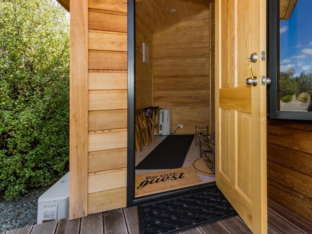 The Snowglobe - Ohakune Modern Yurt Style Chalet Екстериор снимка