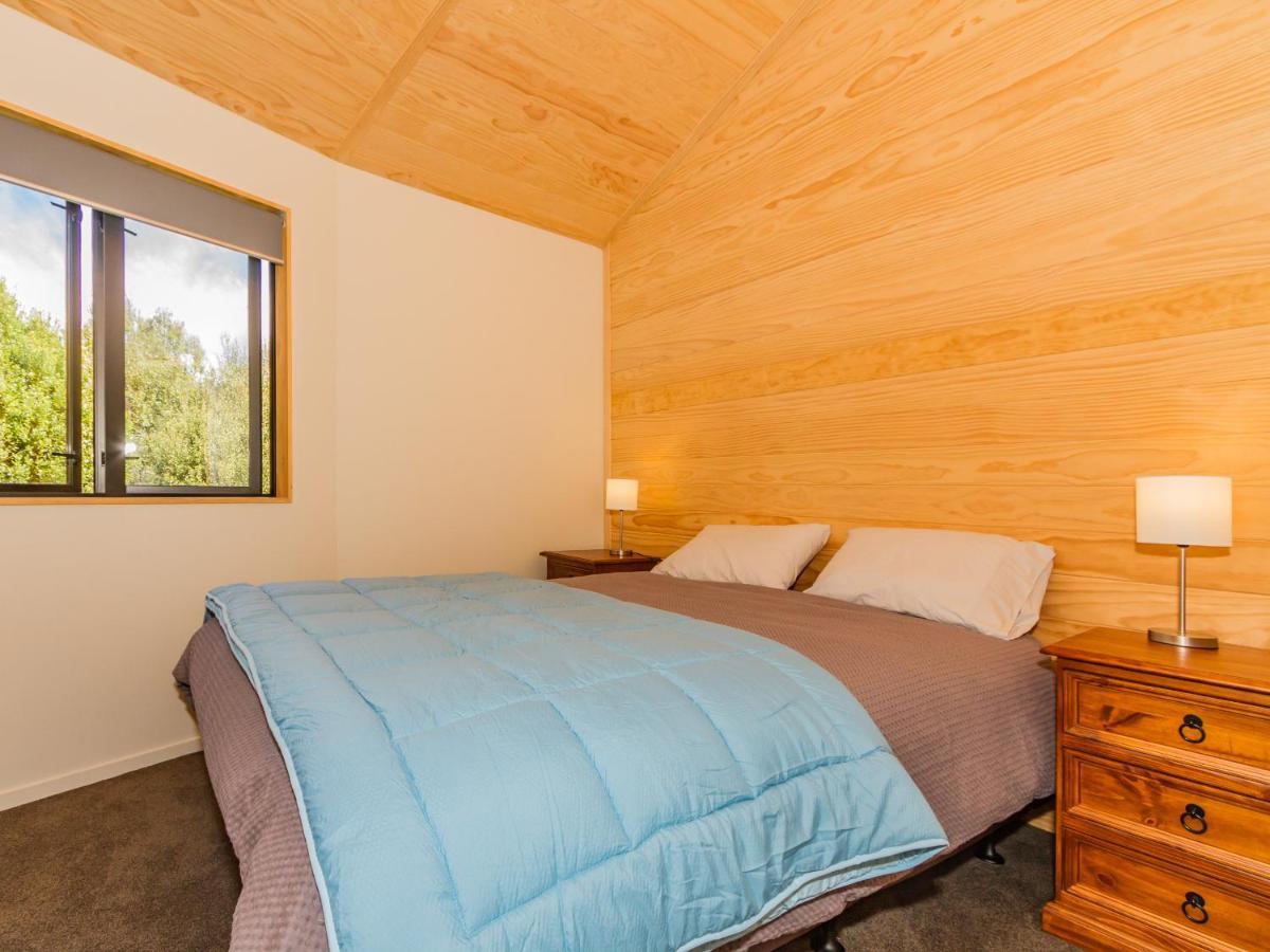 The Snowglobe - Ohakune Modern Yurt Style Chalet Екстериор снимка