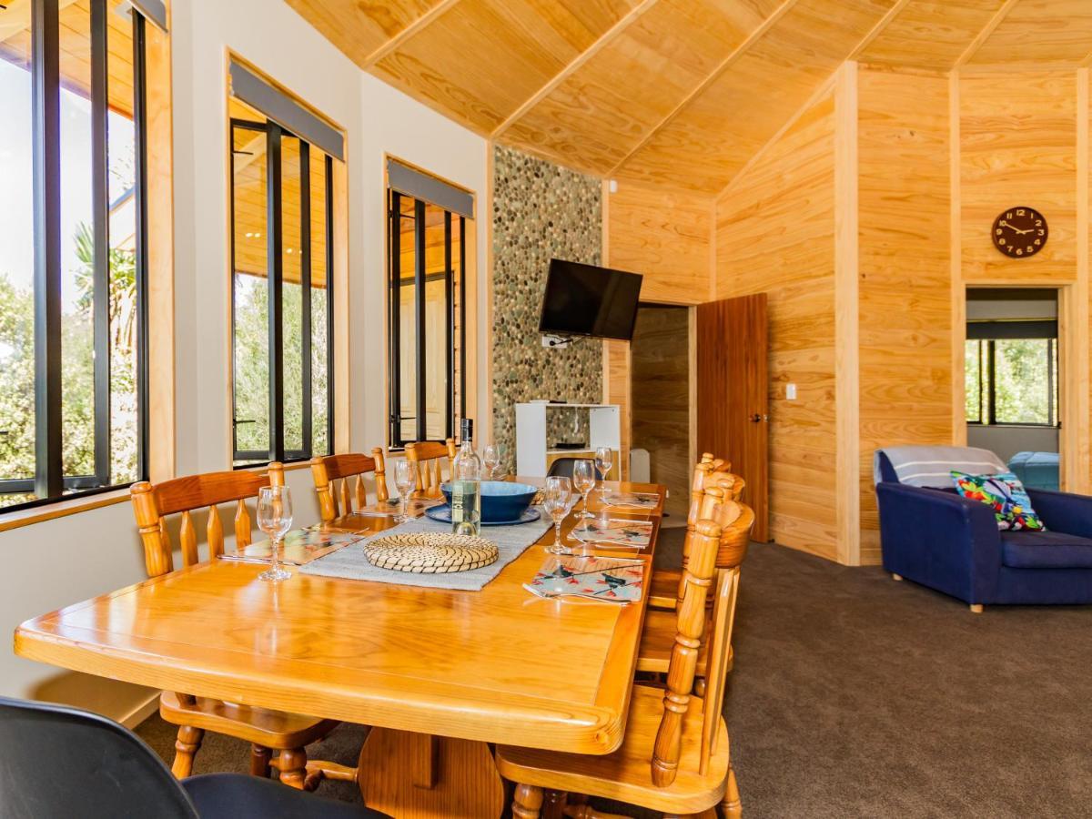 The Snowglobe - Ohakune Modern Yurt Style Chalet Екстериор снимка