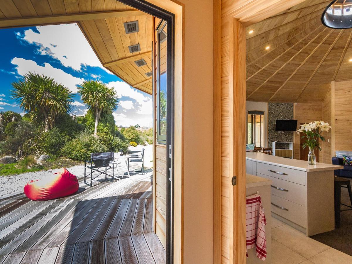 The Snowglobe - Ohakune Modern Yurt Style Chalet Екстериор снимка